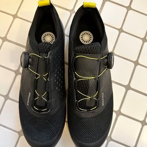 Soul Cycle Legend 2.0 Pearl Izumi Shoes - Women's US 9, Mens US 8